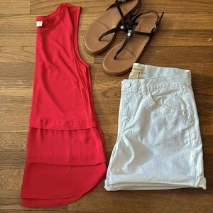 🌺Loft pink/coral sleeveless top with chiffon-like layers. Size XS.